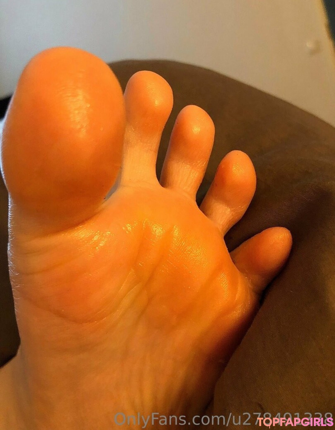 Photo nue de fuite OnlyFans de Officialfeetforfun #18 Photo nue de fuite OnlyFans de Officialfeetforfun #18