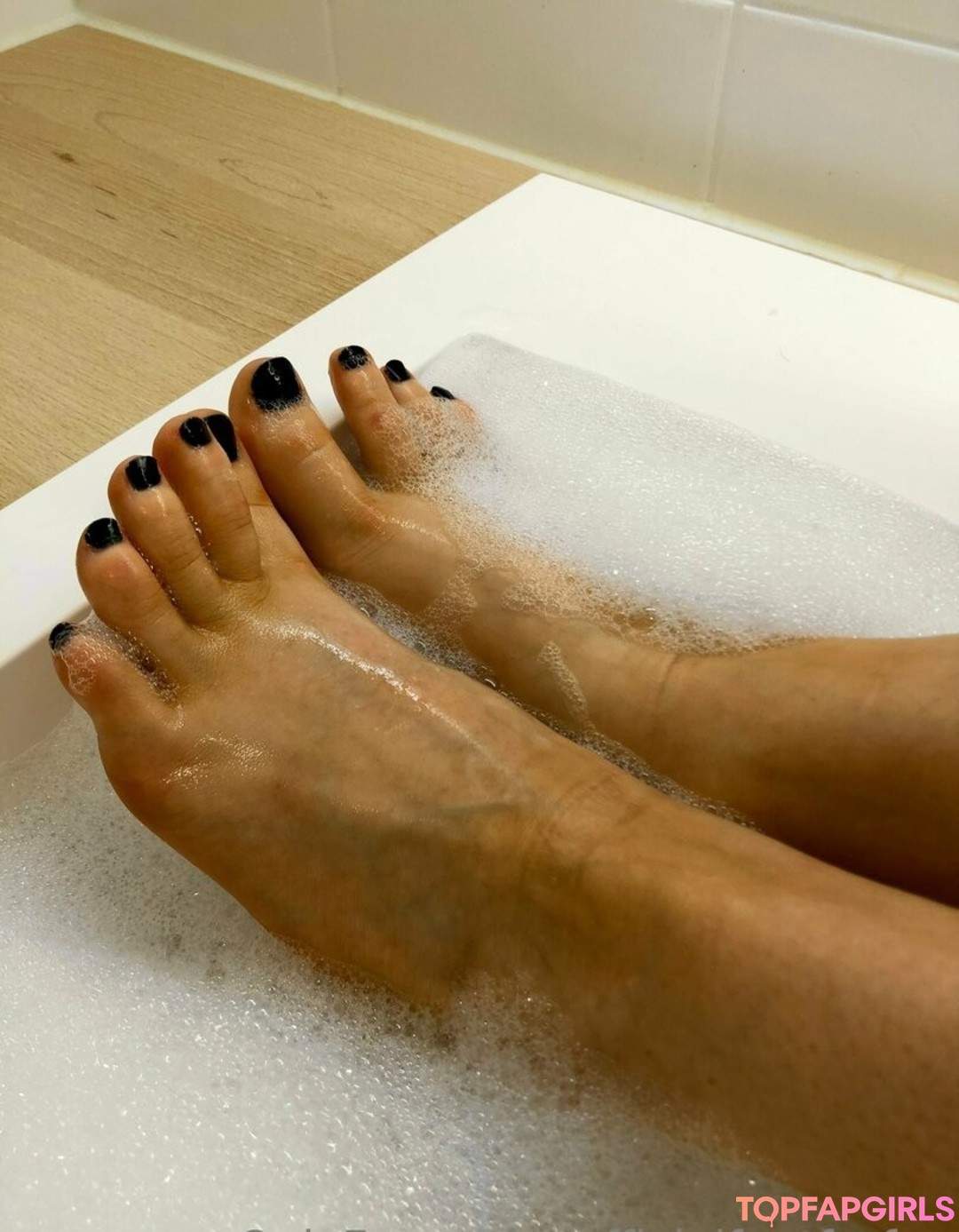 Photo nue de fuite OnlyFans de Officialfeetforfun #41 Photo nue de fuite OnlyFans de Officialfeetforfun #41