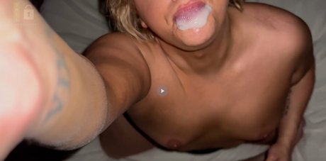 Photo nue de fuite OnlyFans de Naomi4free