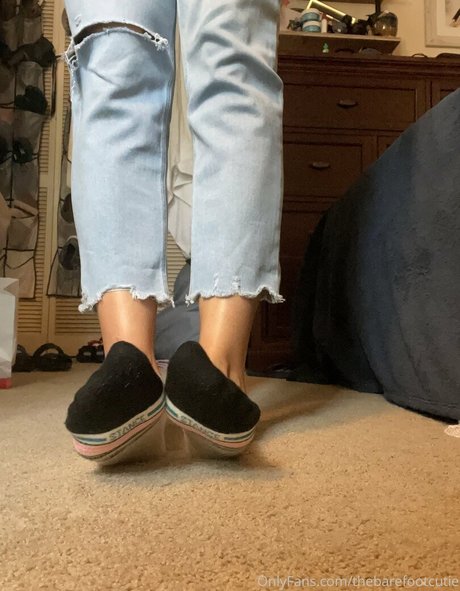 Photo nue de fuite OnlyFans de Thebarefootcutie