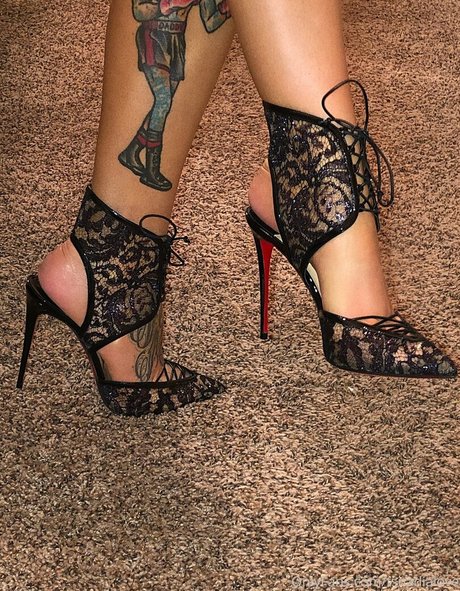 Photo nue de fuite OnlyFans de Tsnadialove