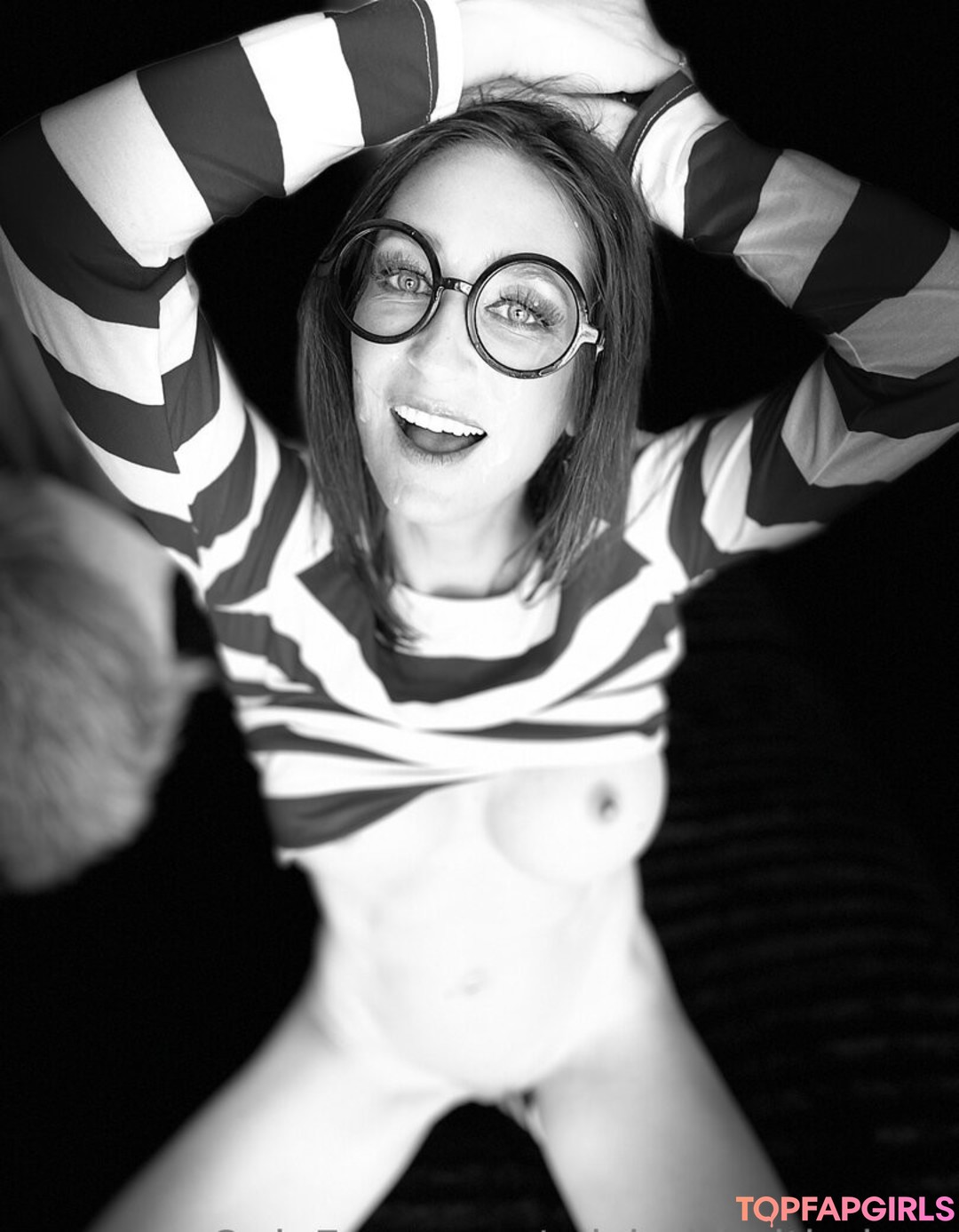 Photo nue de fuite OnlyFans de Ydcbehindthelens #26 Photo nue de fuite OnlyFans de Ydcbehindthelens #26