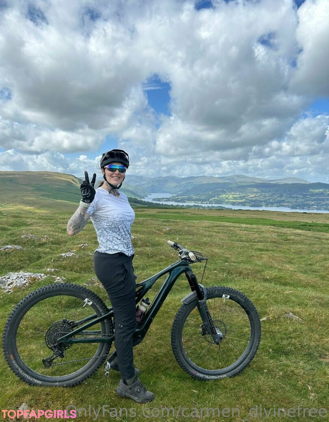 Photo nue de fuite OnlyFans de Carmendivinefree #375 Photo nue de fuite OnlyFans de Carmendivinefree #375