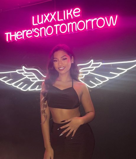 Photo nue de fuite OnlyFans de Louaira