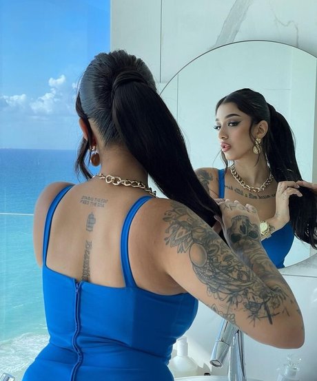 Photo nue de fuite OnlyFans de May Bakshi