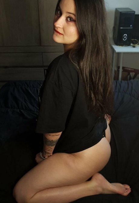 Photo nue de fuite OnlyFans de Malovescott