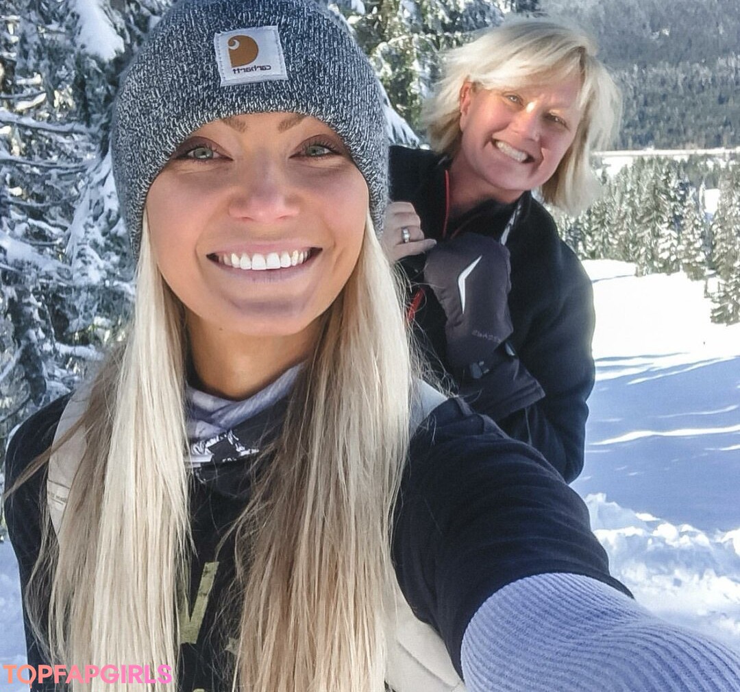 Photo nue de fuite OnlyFans de Jordan Elizabeth #146 Photo nue de fuite OnlyFans de Jordan Elizabeth #146