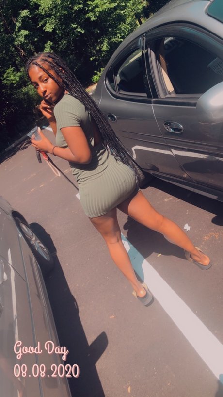 Photo nue de fuite OnlyFans de Queenniesha