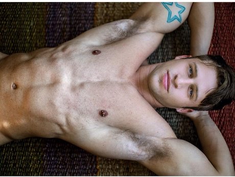 Photo nue de fuite OnlyFans de Ryan Hoover
