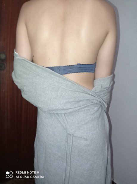 Photo nue de fuite OnlyFans de Safada Madeirense