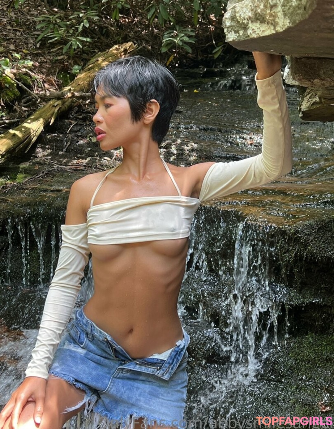 Photo nue de fuite OnlyFans de Abbysmilesangel #88 Photo nue de fuite OnlyFans de Abbysmilesangel #88