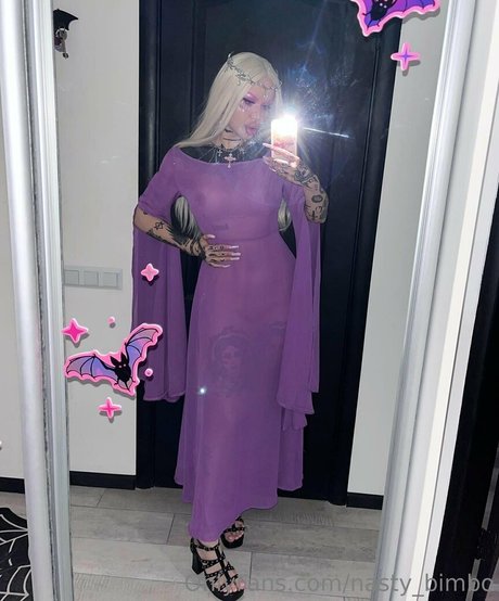 Nasty_bimbo