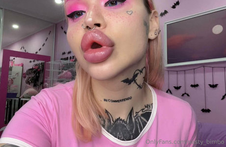 Nasty_bimbo