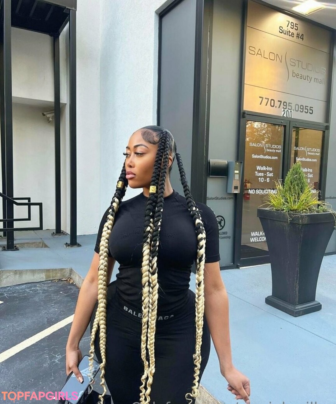 Photo nue de fuite OnlyFans de Moriahmillss #171 Photo nue de fuite OnlyFans de Moriahmillss #171