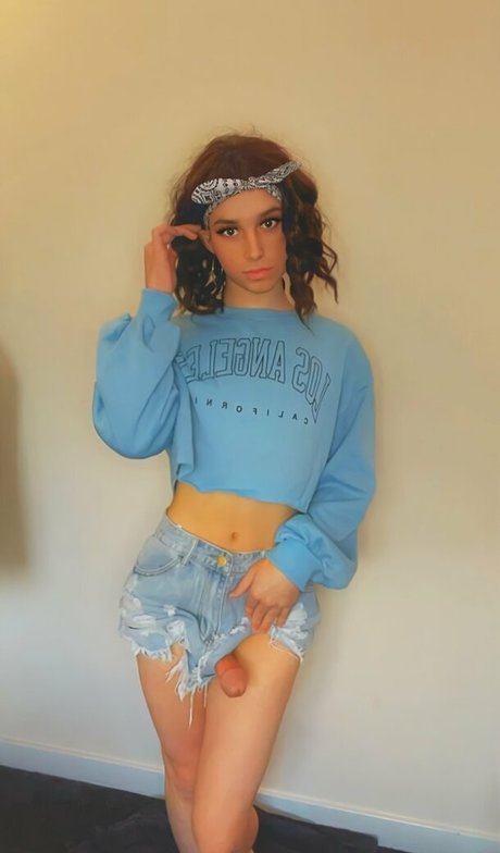 VirginFemboy69