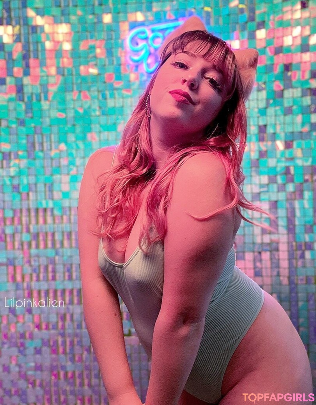 Photo nue de fuite OnlyFans de Lilpinkalien #1471