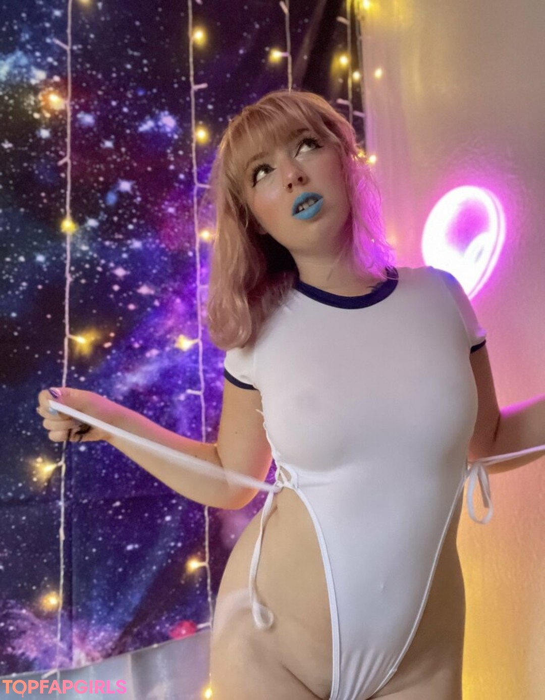 Photo nue de fuite OnlyFans de Lilpinkalien #365 Photo nue de fuite OnlyFans de Lilpinkalien #365