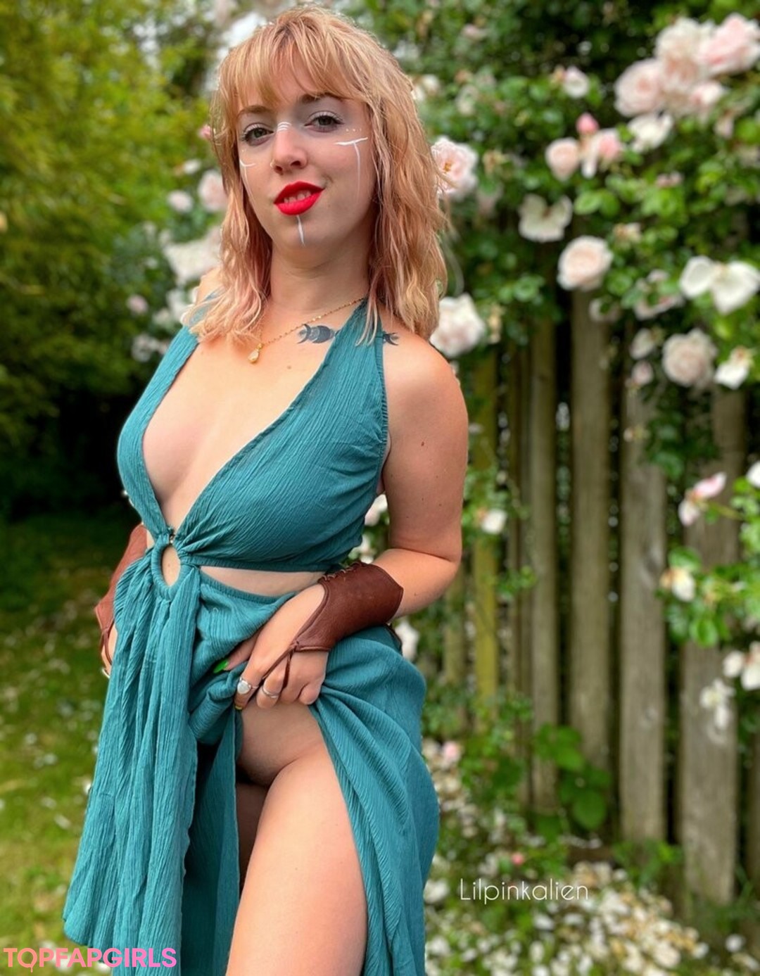 Photo nue de fuite OnlyFans de Lilpinkalien #395 Photo nue de fuite OnlyFans de Lilpinkalien #395