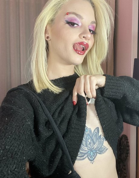 Lola Fae