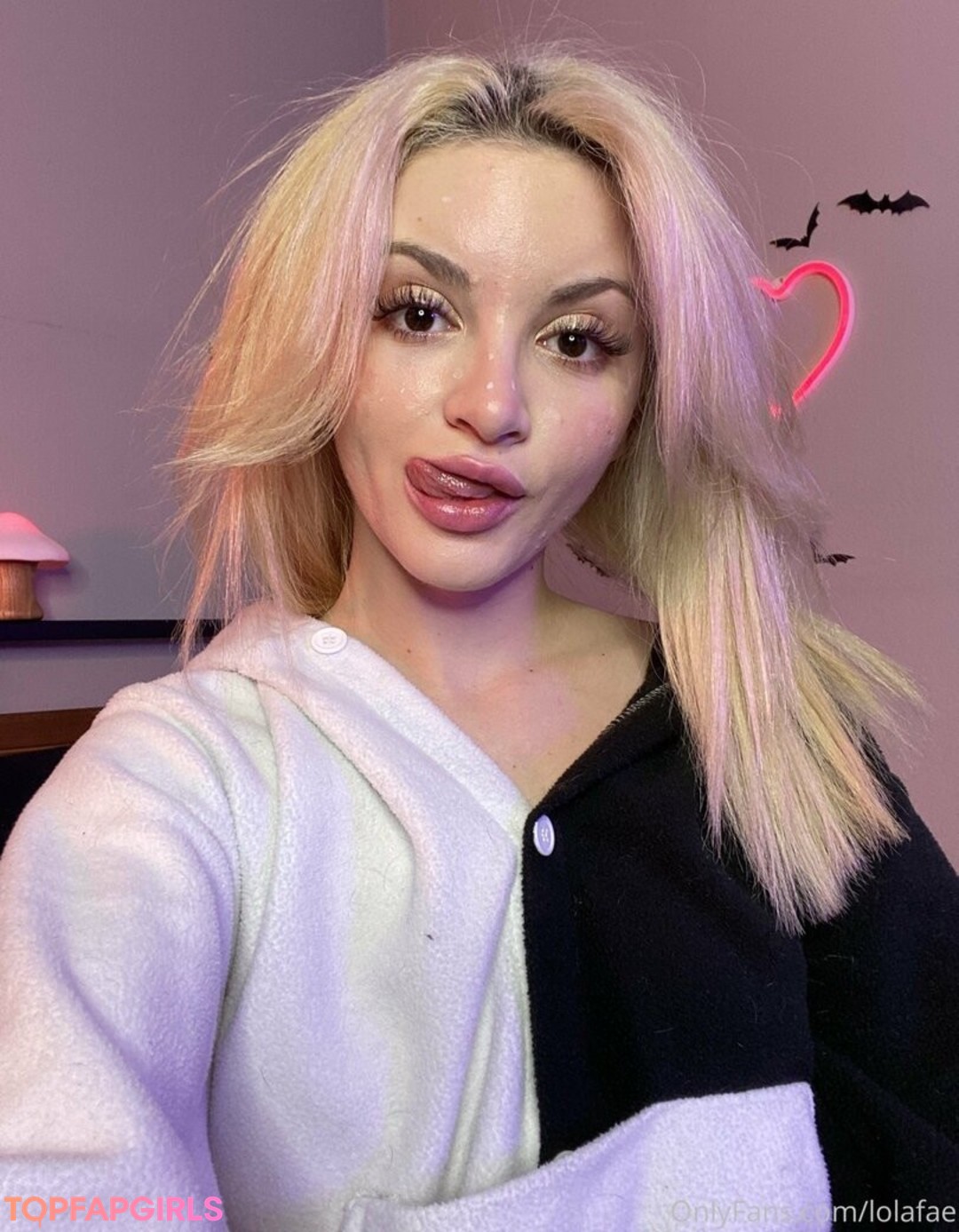 Photo nue de fuite OnlyFans de Lola Fae #1362