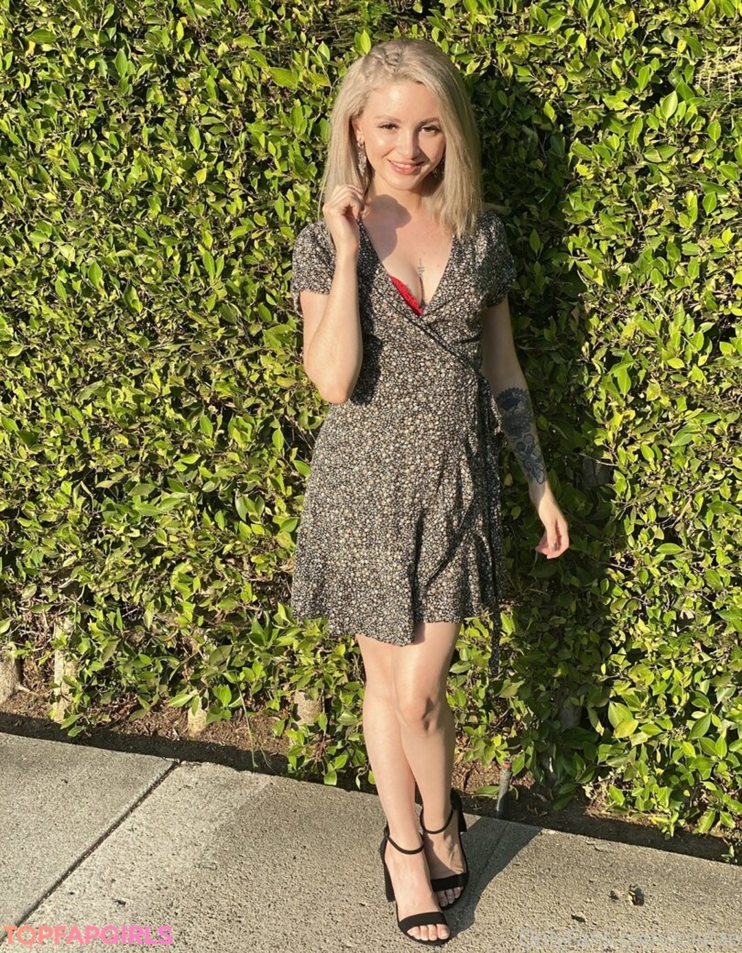 Photo nue de fuite OnlyFans de Lola Fae #606 Photo nue de fuite OnlyFans de Lola Fae #606