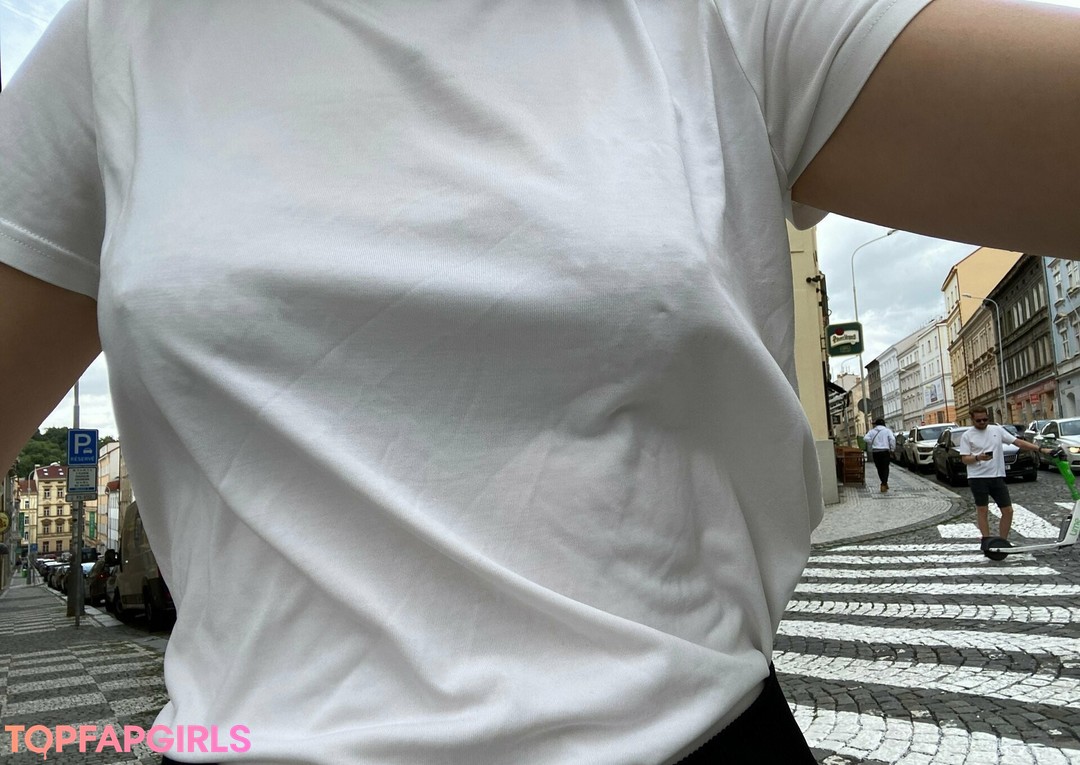 Photo nue de fuite OnlyFans de Goddessgigantic #89 Photo nue de fuite OnlyFans de Goddessgigantic #89