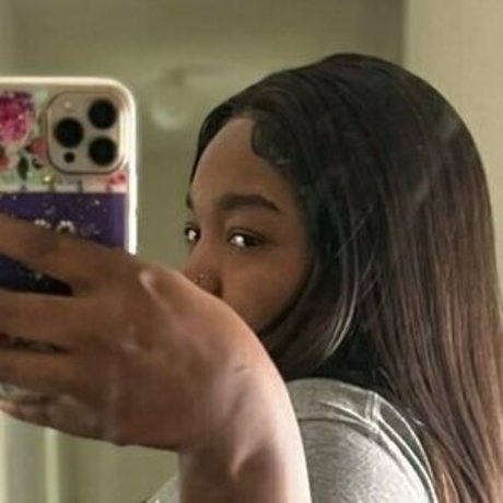 Juicyboo_55