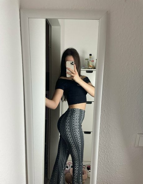 Leyla_free