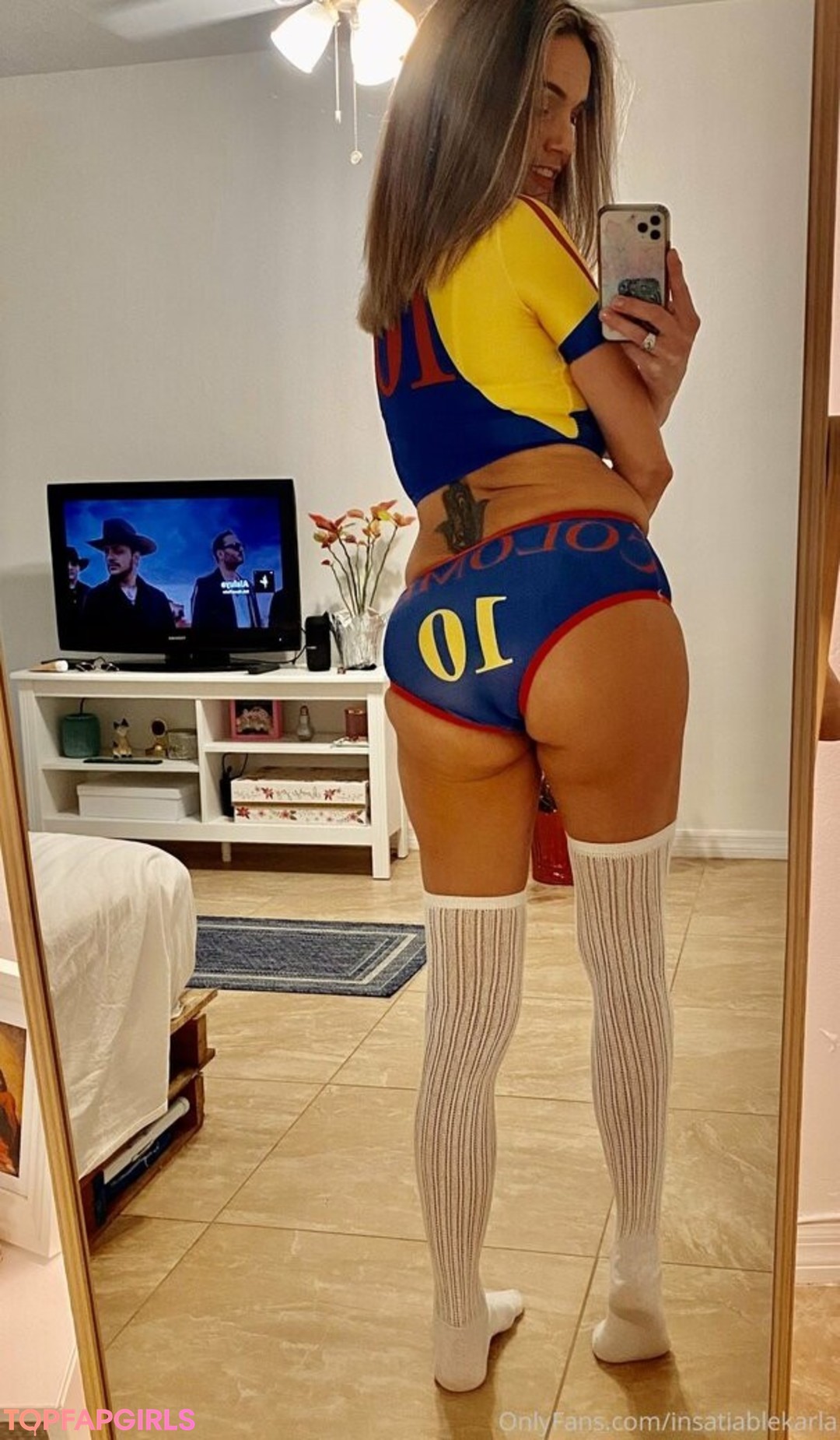 Photo nue de fuite OnlyFans de Insatiablekarla #12 Photo nue de fuite OnlyFans de Insatiablekarla #12