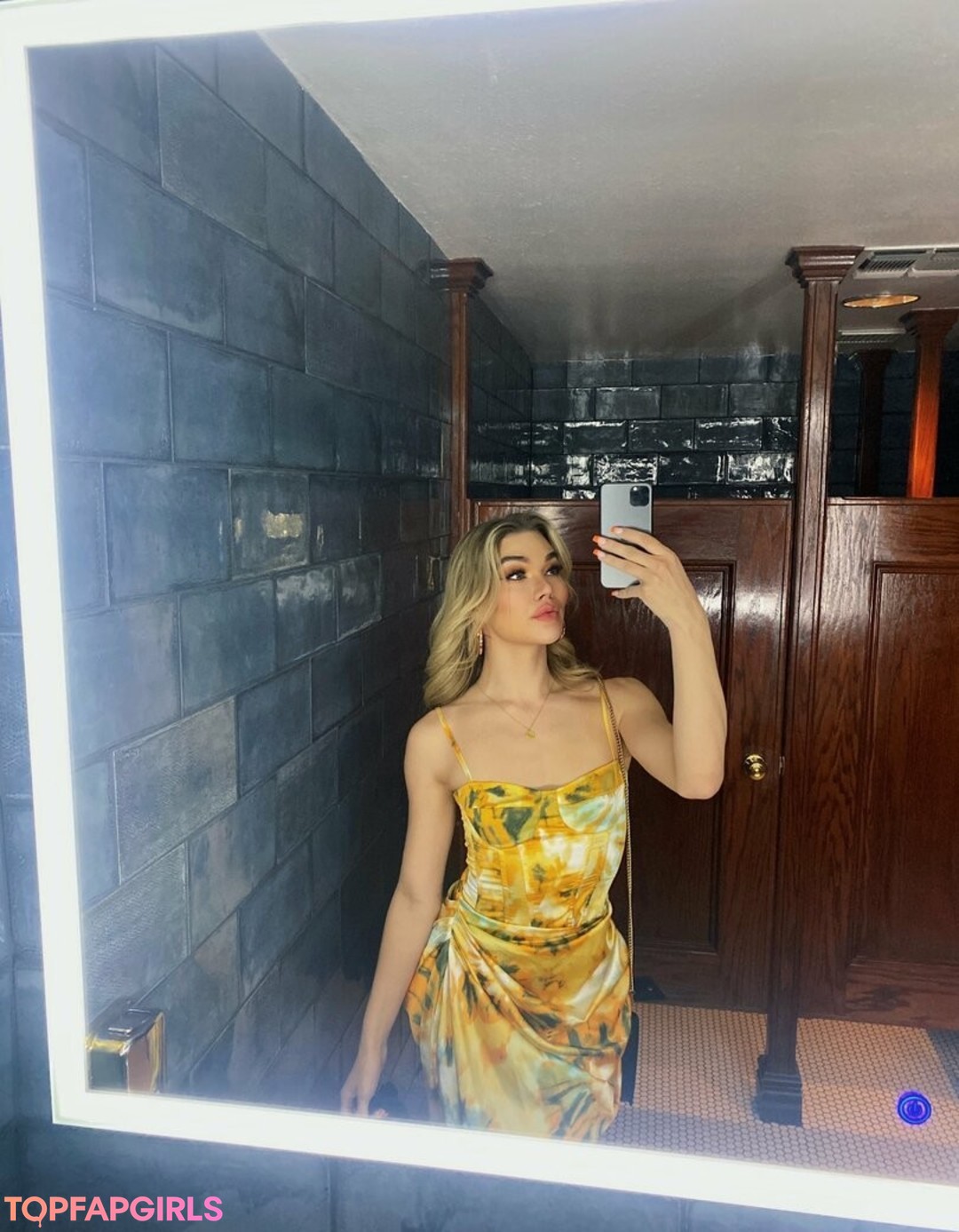 Photo nue de fuite OnlyFans de Gardenofemmarose #51 Photo nue de fuite OnlyFans de Gardenofemmarose #51
