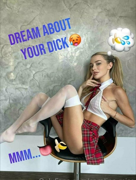 Photo nue de fuite OnlyFans de Carolinemiss
