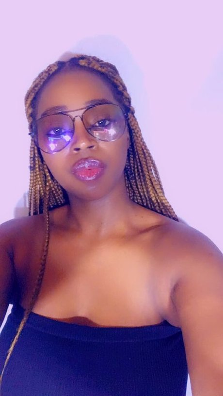 Photo nue de fuite OnlyFans de Sassyalexa