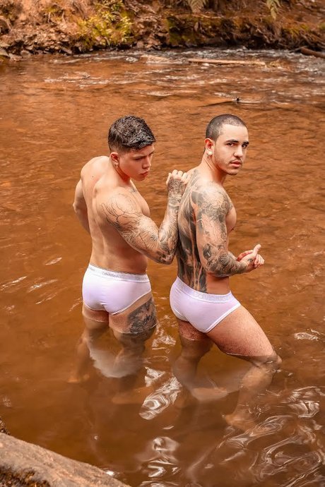 Photo nue de fuite OnlyFans de Zacandmarcos