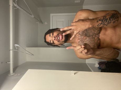 Photo nue de fuite OnlyFans de Freddyisland