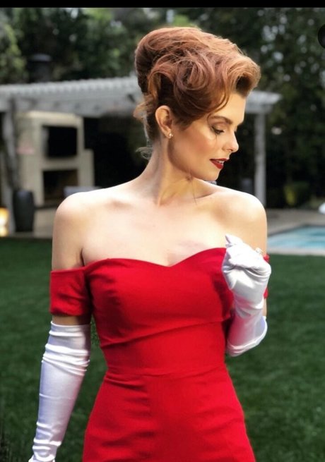 JoAnna Garcia Swisher