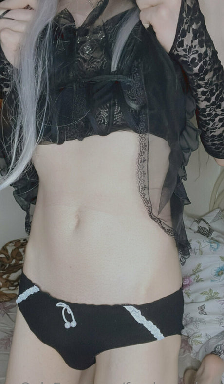 Femboy_alma