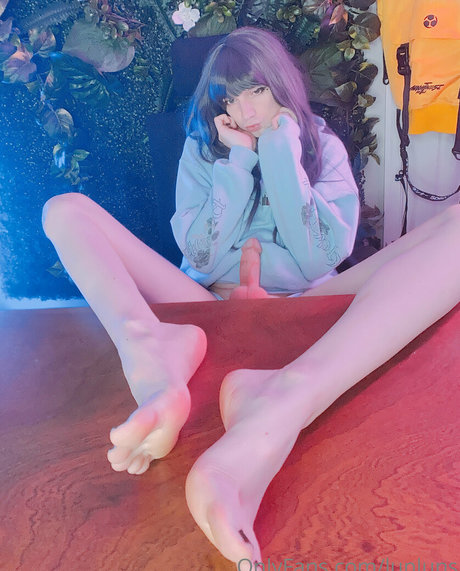 Photo nue de fuite OnlyFans de Lunluns