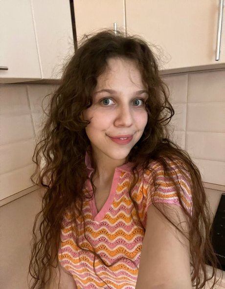 Maycurlyvip