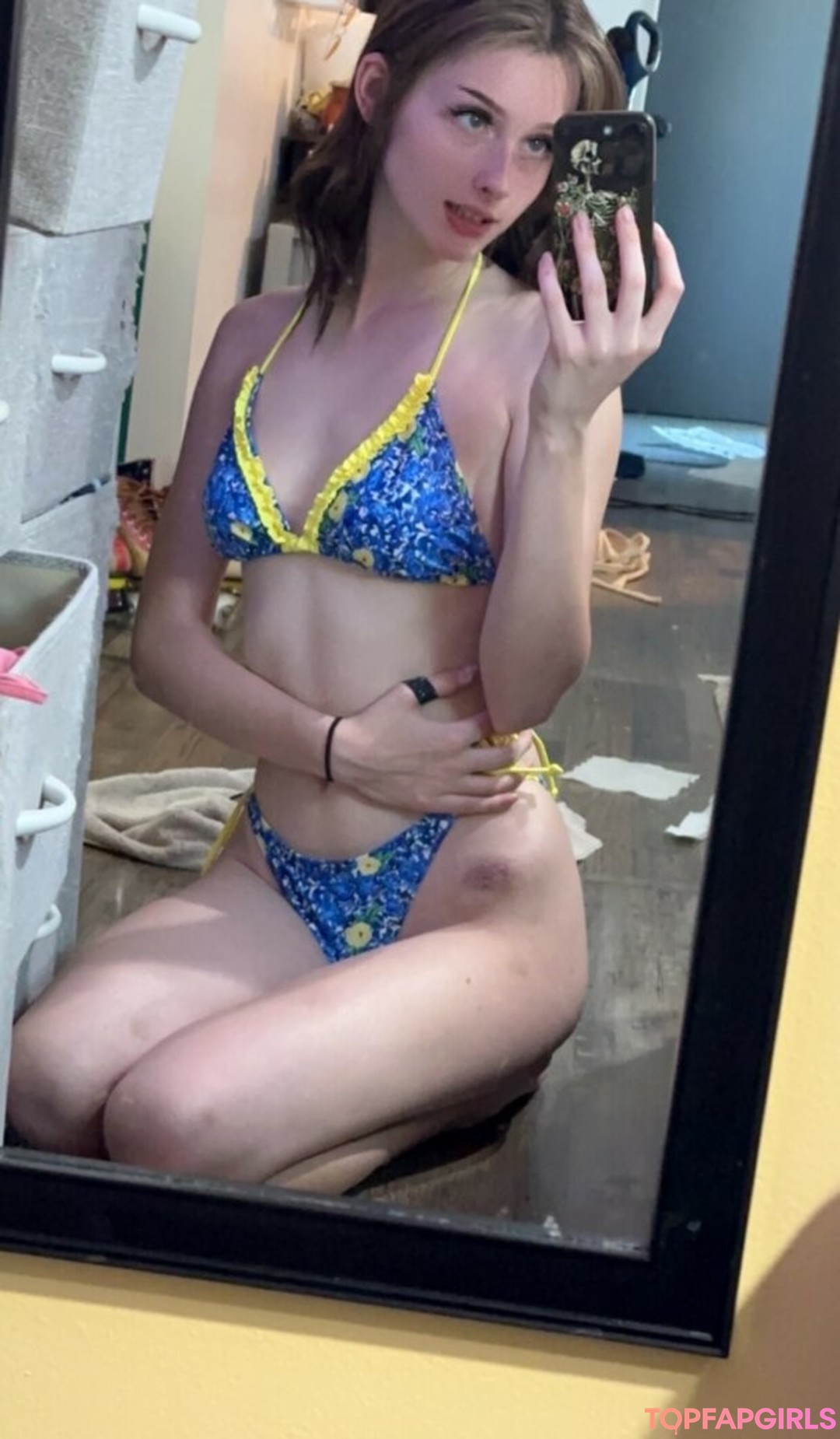 Photo nue de fuite OnlyFans de Soggyalien22 #1083