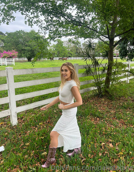 DakotaJane