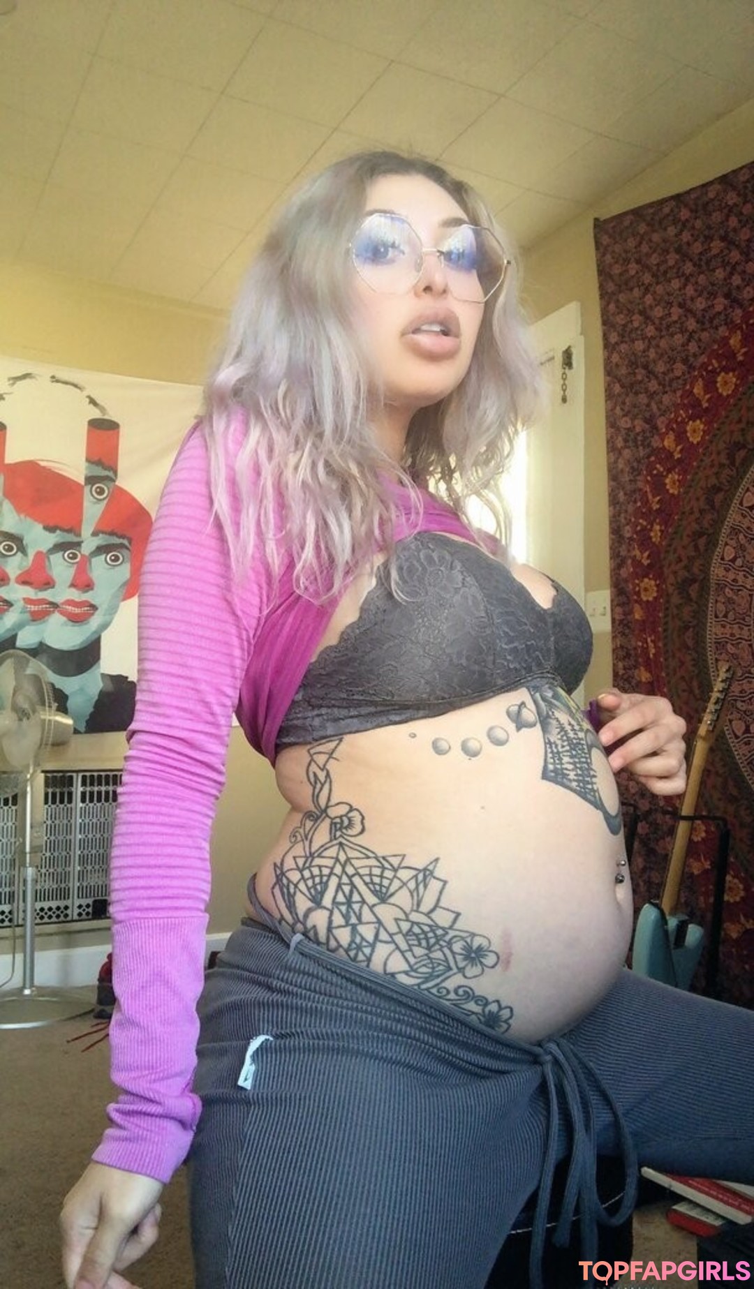 Photo nue de fuite OnlyFans de Reiinapop #1317