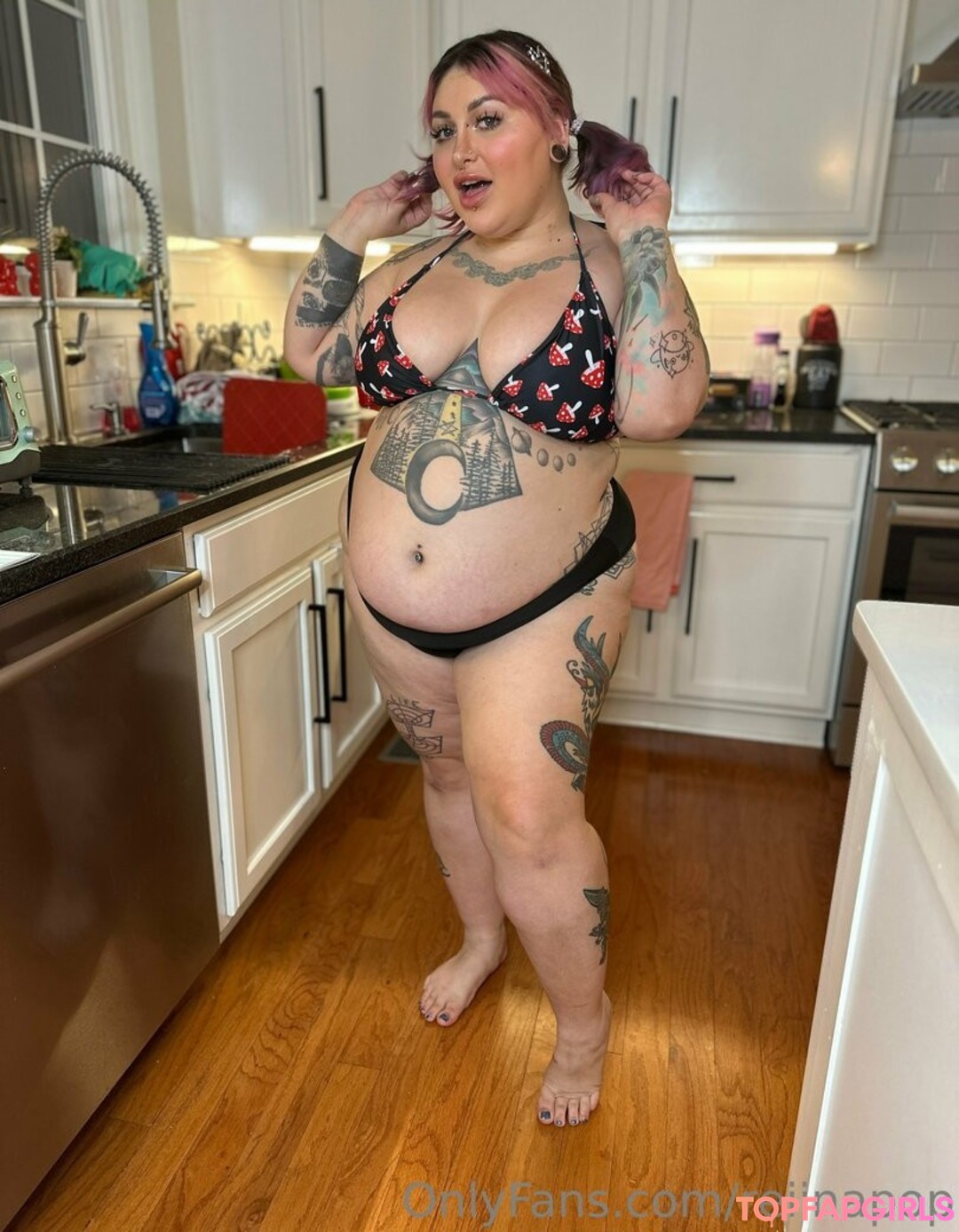 Photo nue de fuite OnlyFans de Reiinapop #1574