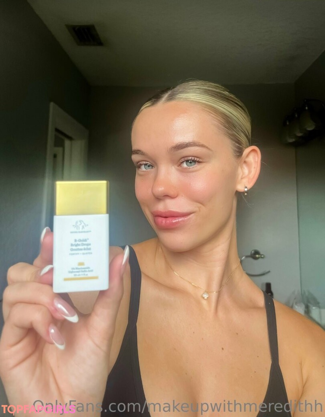 Photo nue de fuite OnlyFans de Makeupwithmeredithh #98 Photo nue de fuite OnlyFans de Makeupwithmeredithh #98