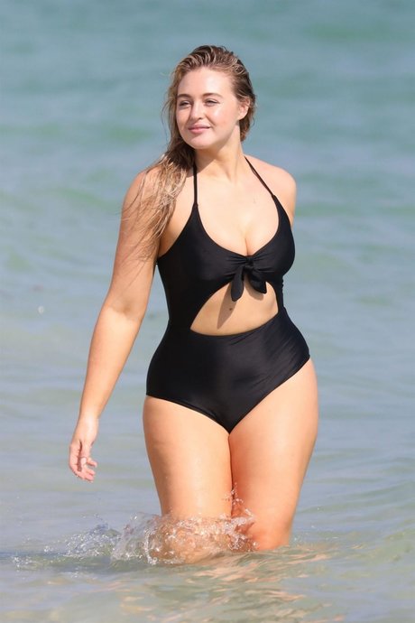 Iskra Lawrence