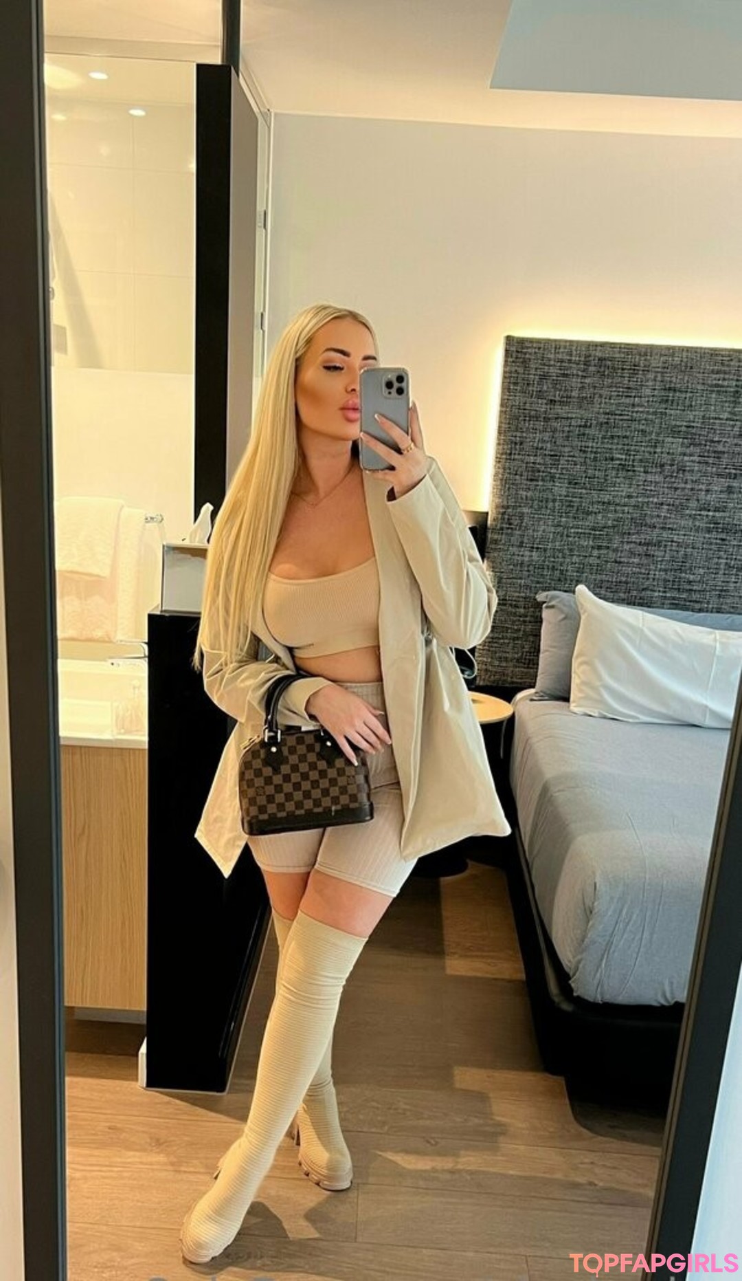 Photo nue de fuite OnlyFans de Viplaurenxx #112 Photo nue de fuite OnlyFans de Viplaurenxx #112