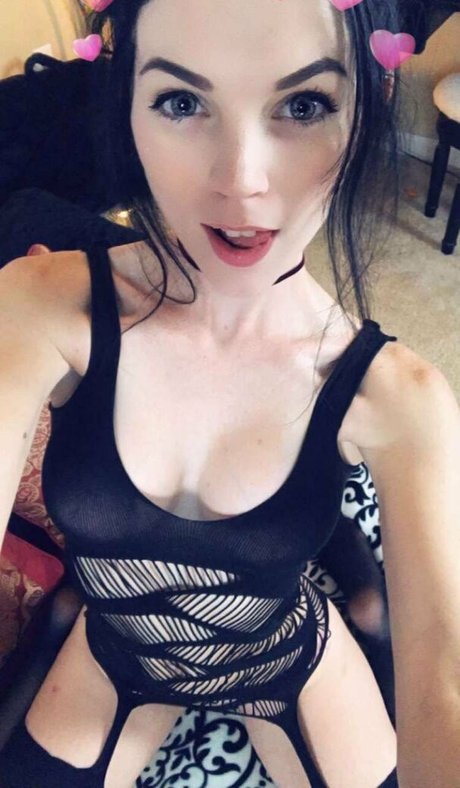 Photo nue de fuite OnlyFans de Sexybeth1248
