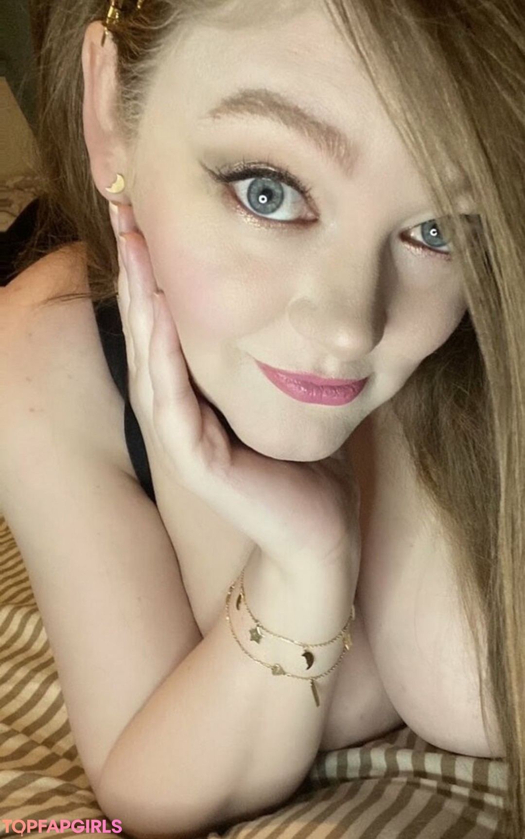 Photo nue de fuite OnlyFans de Rachel #121 Photo nue de fuite OnlyFans de Rachel #121