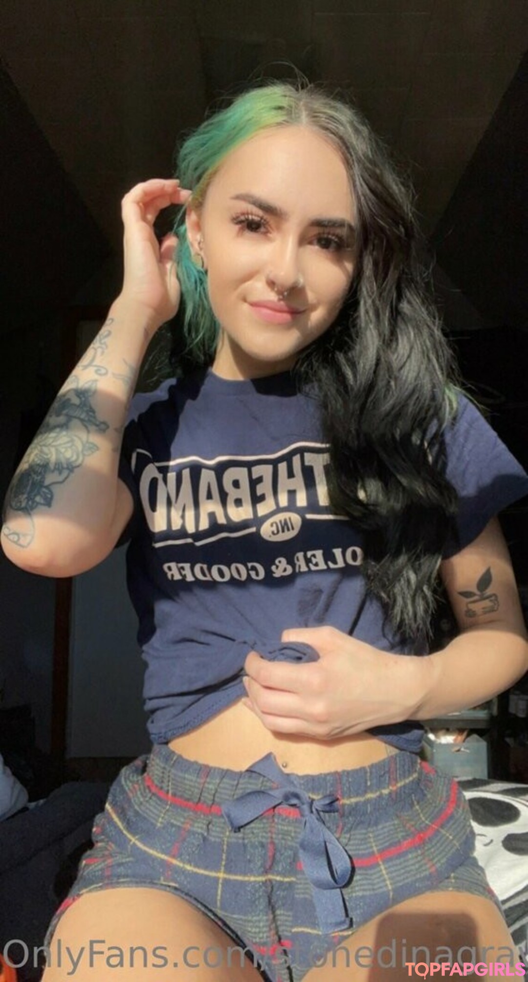 Photo nue de fuite OnlyFans de Stonedinagraveyard #39 Photo nue de fuite OnlyFans de Stonedinagraveyard #39