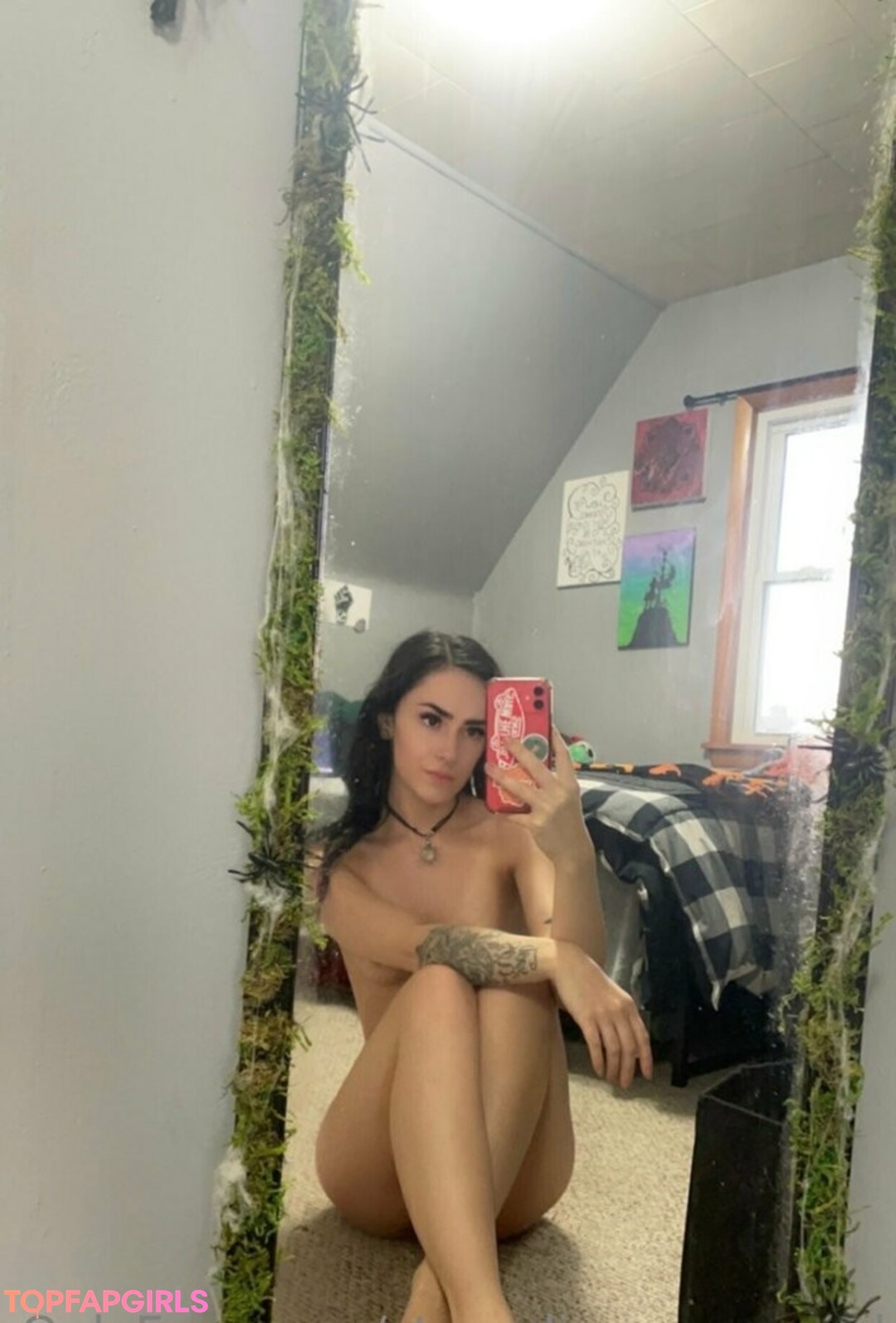 Photo nue de fuite OnlyFans de Stonedinagraveyard #50 Photo nue de fuite OnlyFans de Stonedinagraveyard #50