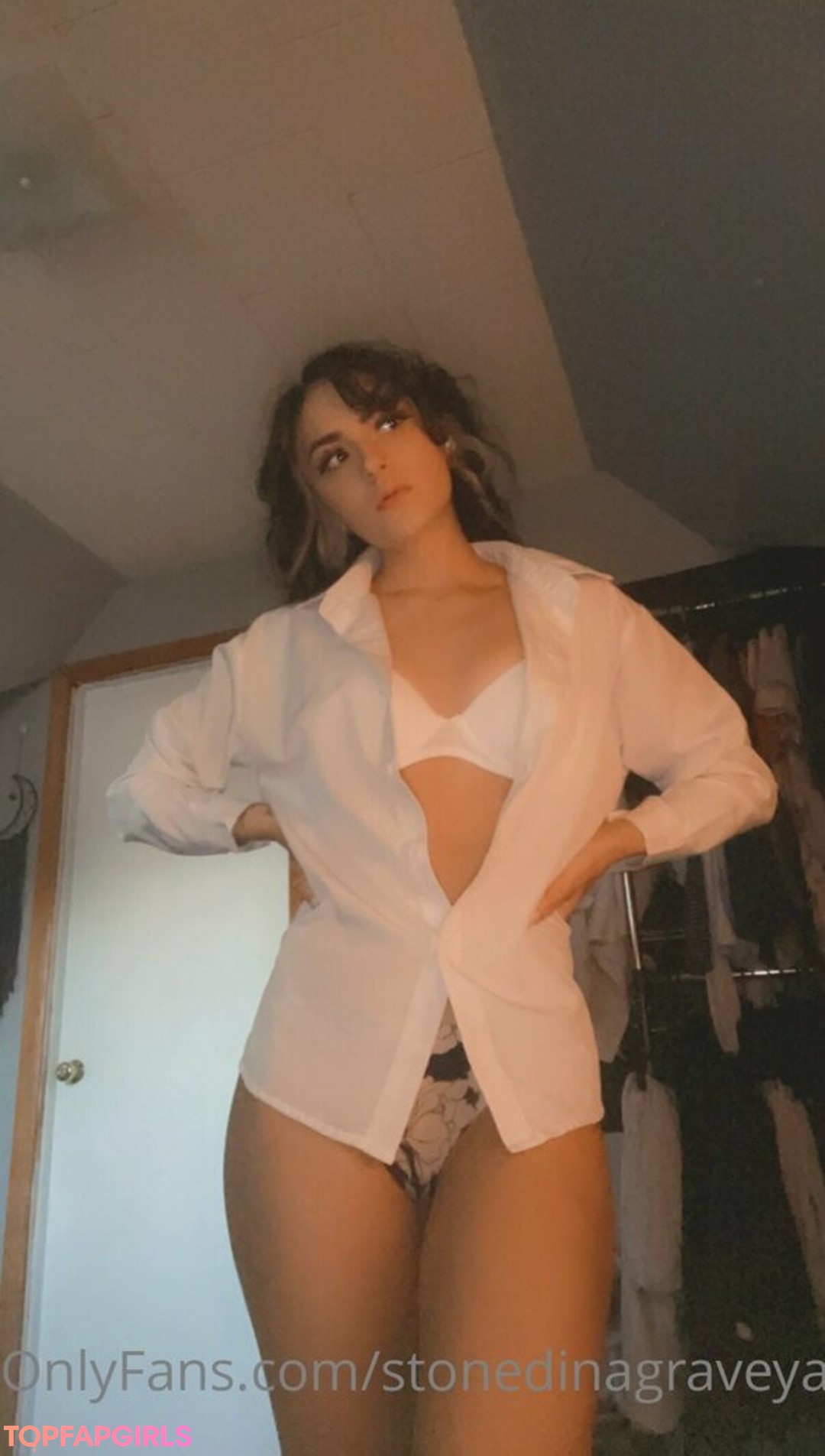 Photo nue de fuite OnlyFans de Stonedinagraveyard #7 Photo nue de fuite OnlyFans de Stonedinagraveyard #7